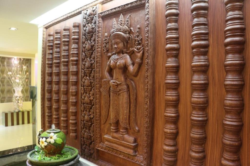 You Eng Hotel Phnom Penh Exterior photo